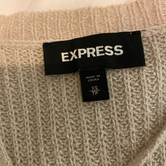 Express cut out sweater - Picture 3 of 3